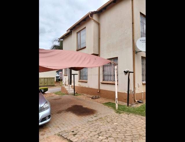3 BEDROOM DUPLEX FOR SALE IN CLAYVILLE